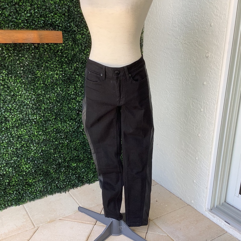 Burberry Smirdan Faux Leather Side Panel Mid Rise Jeans Size 28 EUC